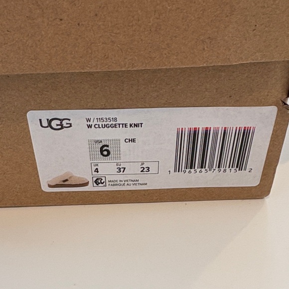UGG Women's Knitted Cream and Tan Slippers - Picture 5 of 5